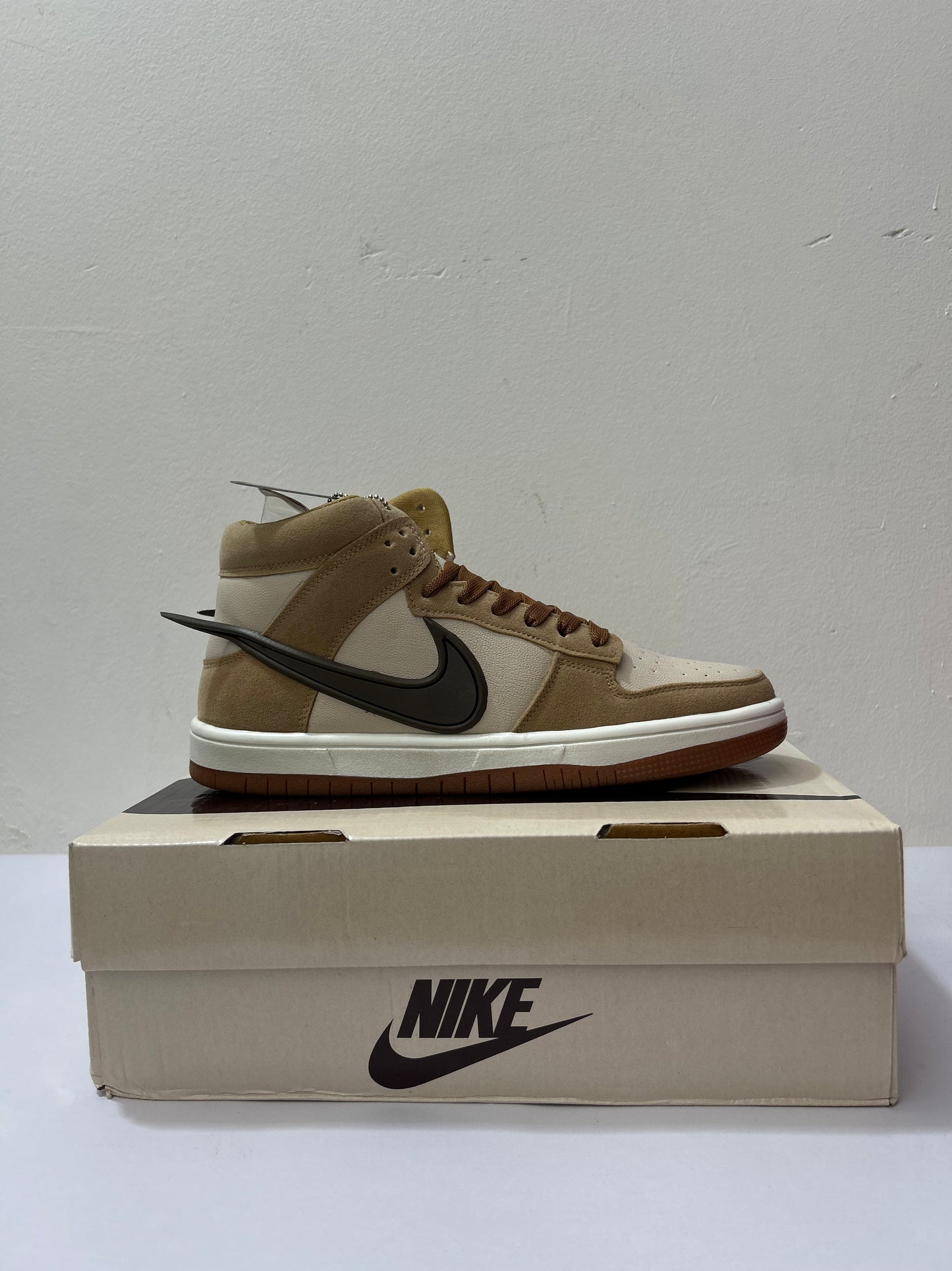 AJ1 Beige High Ambush